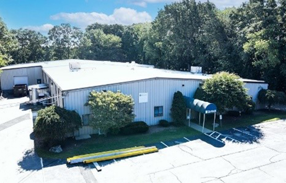 Klein and Grant of Marcus & Millichap sell 21,570 s/f industrial warehouse